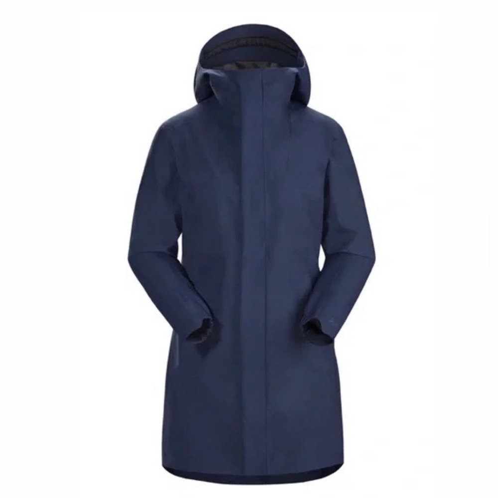Arcteryx Codetta Rain Coat in Navy (no longer available online) NWT